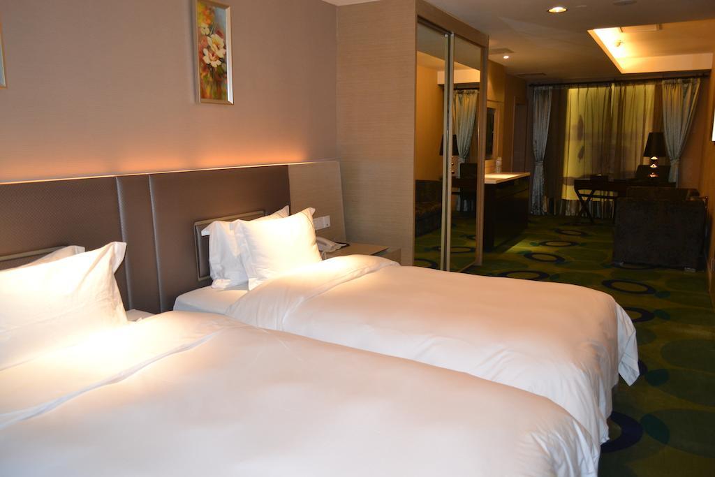 הוההוט Angel Garden Hotel חדר תמונה